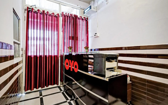 Flagship 70144 Hotel Happy Stay
