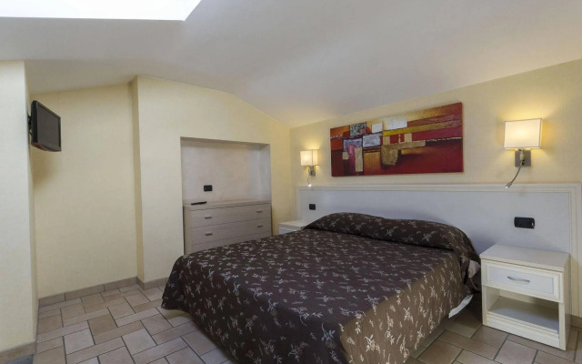 Borgo Castel Savelli