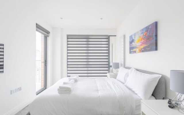 Spacious 4BD Townhouse - Near Stratford City!