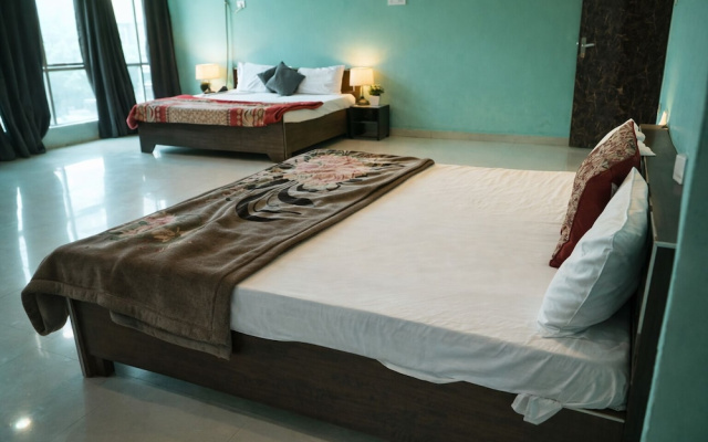 Satyam Guest House