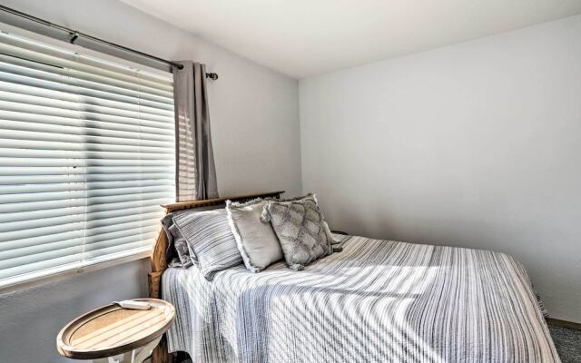 Quaint Couple's Escape: Pool, Near Lake Erie!