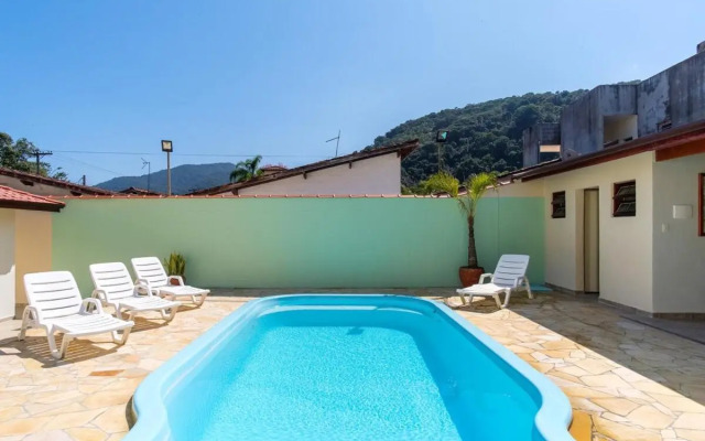 Bh 12: Casa Com Piscina, Perfeita E Bem Localizada!!!