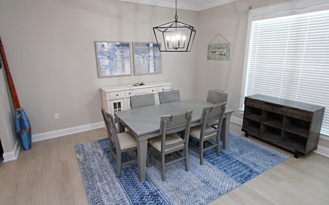 White Sands at Parks Edge