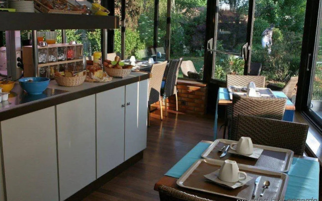 Kyriad Angoulême Nord Champniers - Hôtel & Résidence