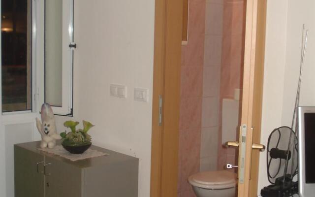 Rooms Lami