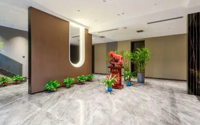 Yuncheng Guoguo Holiday Hotel