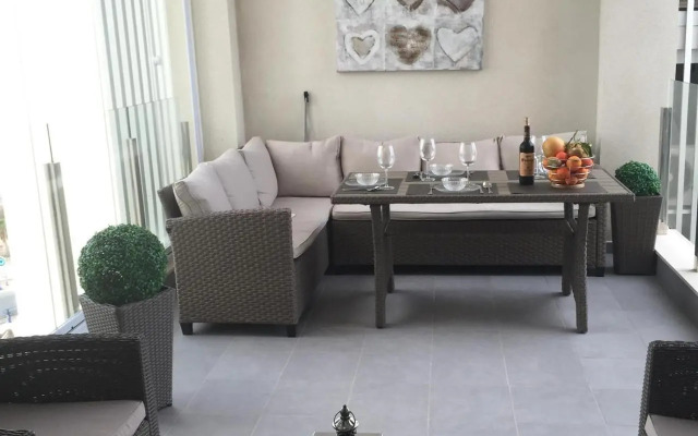 Luxury suite apartment