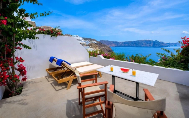 Chelidonia Traditional Villas Santorini Romantic Villa