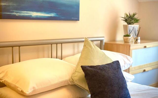 Aylesbury Contractor & Staycation Home