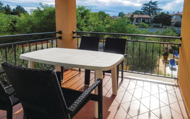 Awesome Home in Basanija With Wifi and 2 Bedrooms