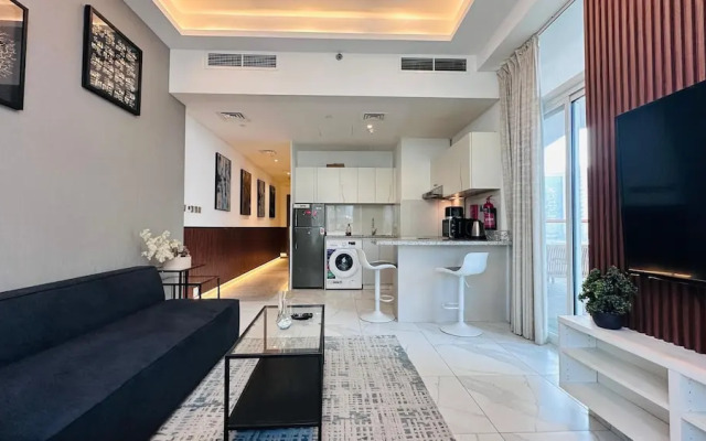 Premium 2 Bed Millennium Apartment