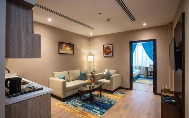 Naviti Warwick Dammam
