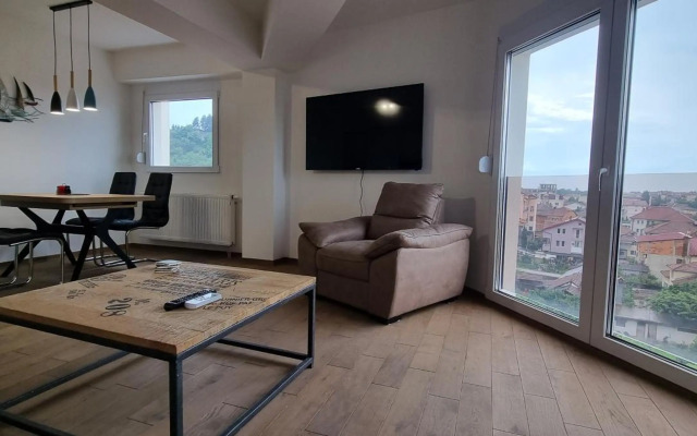 Svir Skyline Apartment No 39