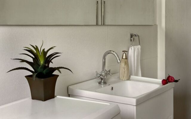 Seclude City Serviced Apartments