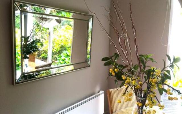 Firth Street Mews B&B