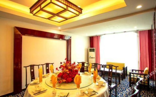 Liuzi Hotel