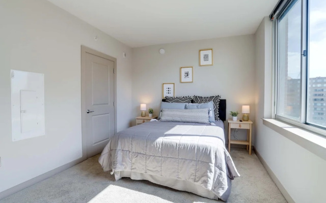 Trendy n Exclusive Apto at Crystal City