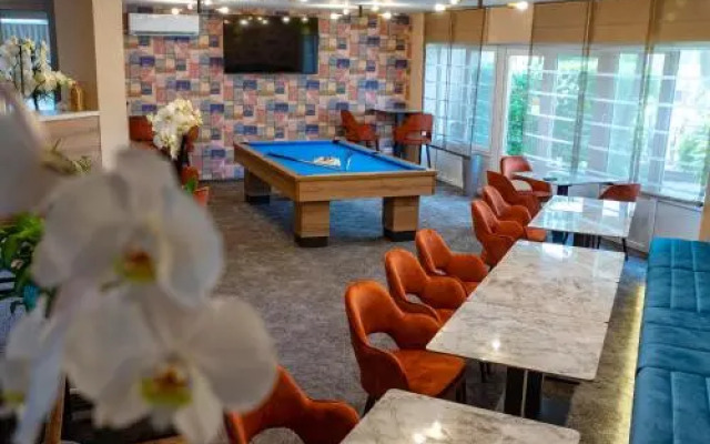 Orchidea Hotel Lipót