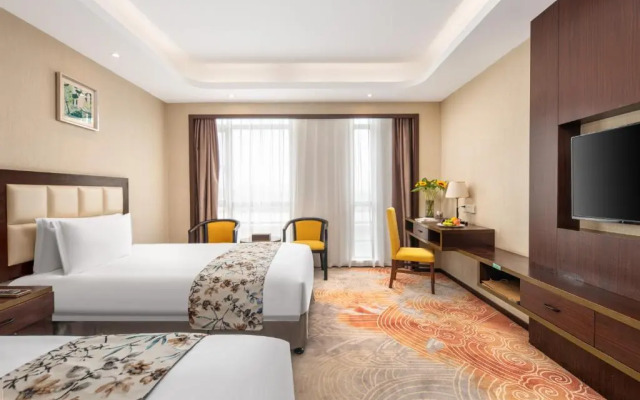 Savile K-Knight Luan Hotel