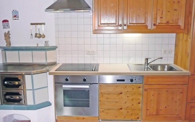 Awesome Apartment in Grossarl With 4 Bedrooms and Wifi