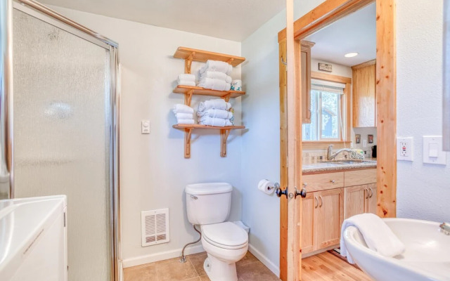 Snow Goose Cabin
