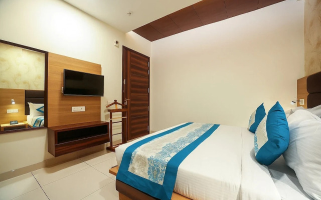 Hotel Grand Regency by JMD Group