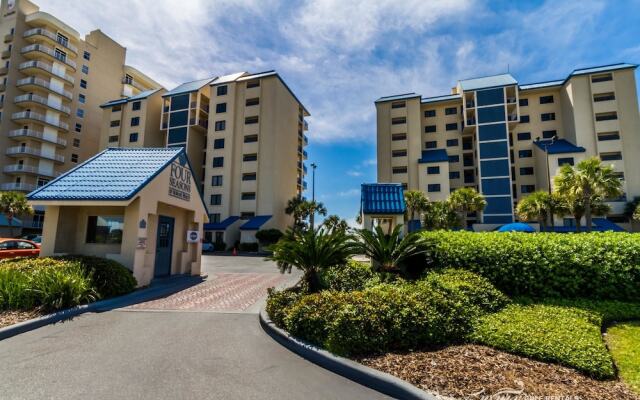 Four Seasons by Luxury Gulf Rentals