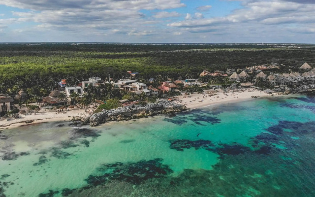 Maria Del Mar Tulum