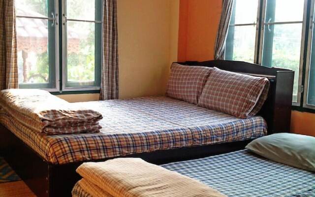 Tonkong Guesthouse & Restaurant