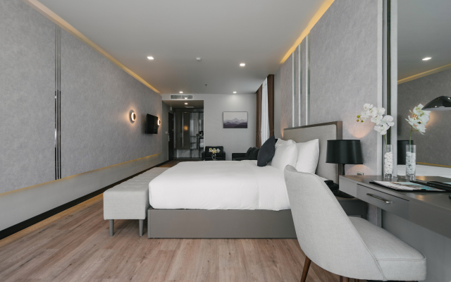 K-Zone The Star Hotel