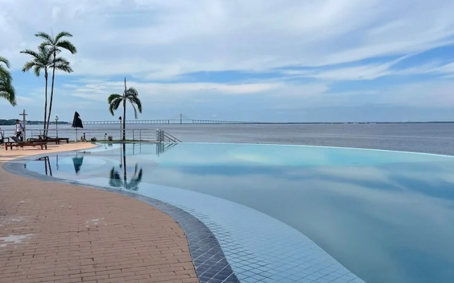 Flat Tropical