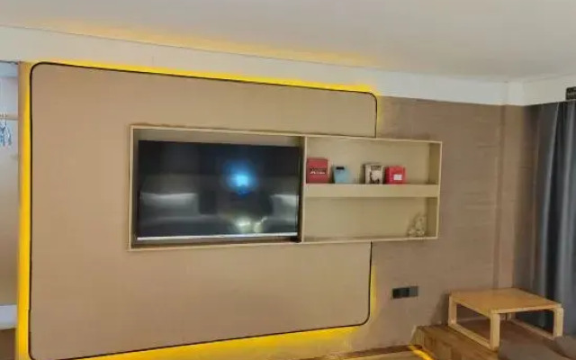 Yufuheng Business Hotel (Shenzhen Longhua Bus Station)