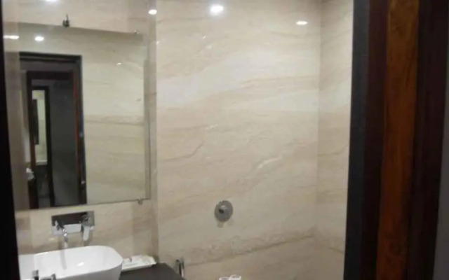 ADB Rooms Hotel Surabhi International,Varanasi