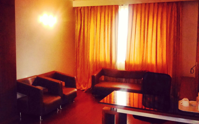 Srinivas Saffron Hotel