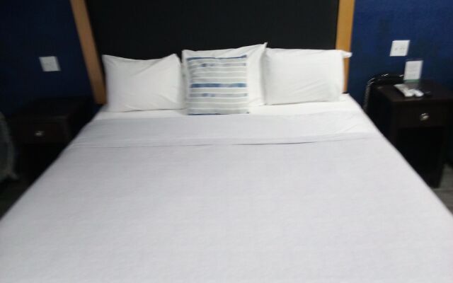 Coachman's Inn & Suites