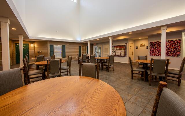 Holiday Inn Club Vacations Fox River Resort at Sheridan, an IHG Hotel