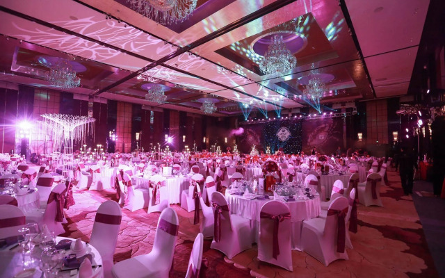 Palace Garden Hotel