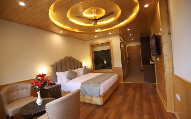 Golden Wood Manali By Rosetum