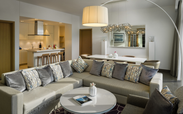 Beach Rotana Residences