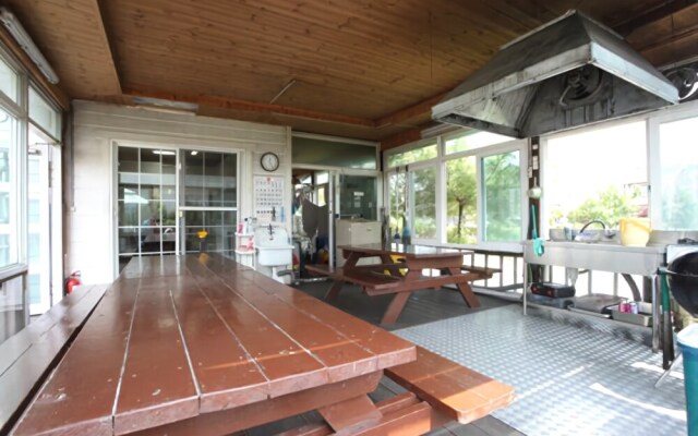 Marina Motel