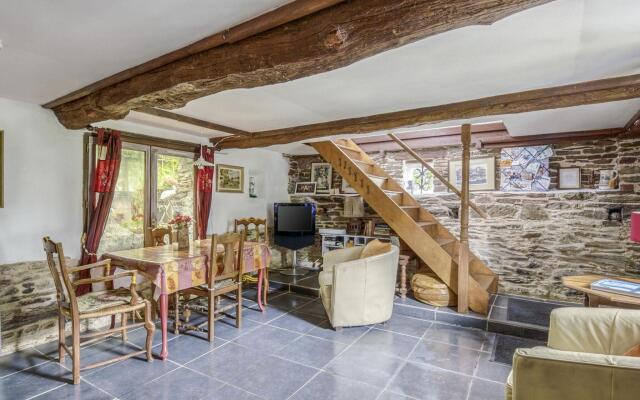 Cottage in Saint-Clair-sur-l'Elle with Garden and Barbecue