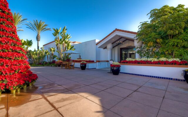 Serenity in La Costa Paradise