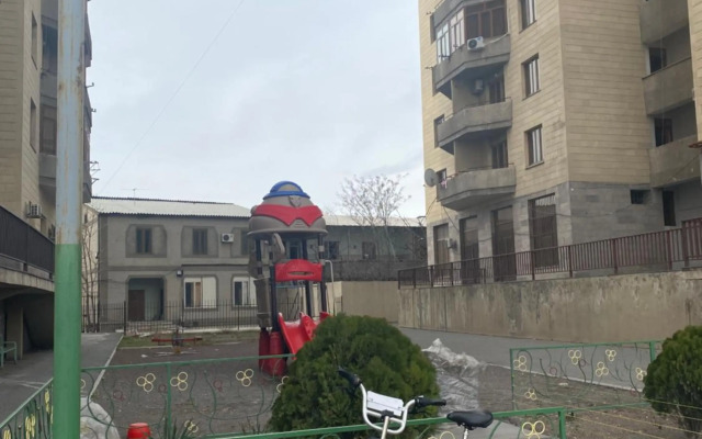 Евродвушка в Glendale Hills с видом на Арарат