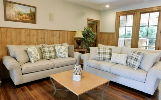 Viewpoint Condominiums