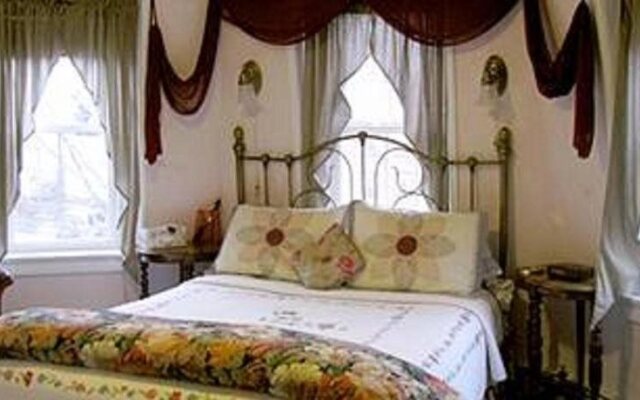 Fair Street Guest House