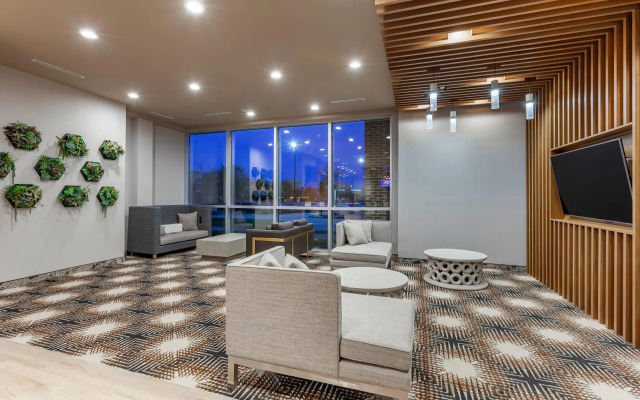 Cambria Hotel Richardson - Dallas