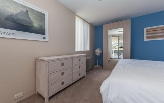 Westpoint, Unit 10/2 Thurlow Avenue