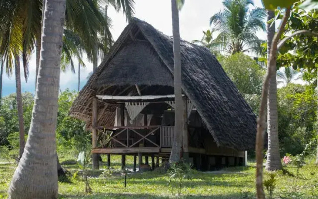 Ras Mbisi Lodge