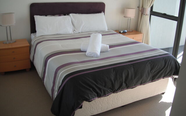 Meridian Alex Beach Apartments