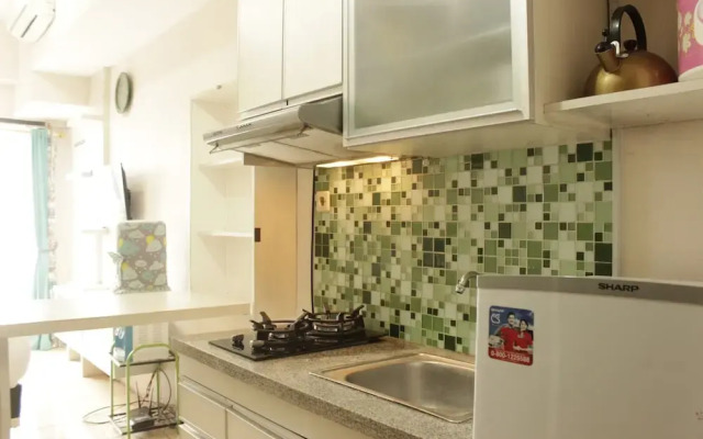 Homey Studio Room at Tamansari Panoramic Apartment